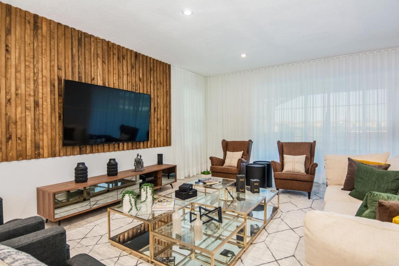 Brand New 9 Bedrooms House With Private Pool, Star Wars Game Room, Theme Rooms And Lake View Sa2145 Kissimmee Exterior photo